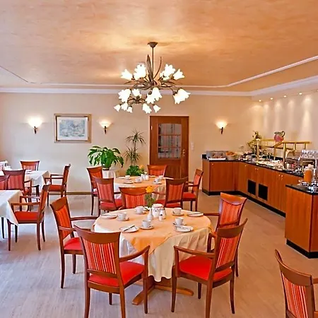 Rosenhof Hotel Kerpen (North Rhine-Westphalia)